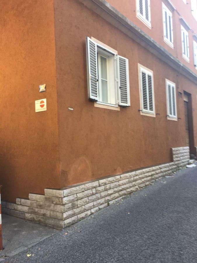 Апартаменты Casa Del Cucciolo Con Parcheggio Privato Триест Экстерьер фото